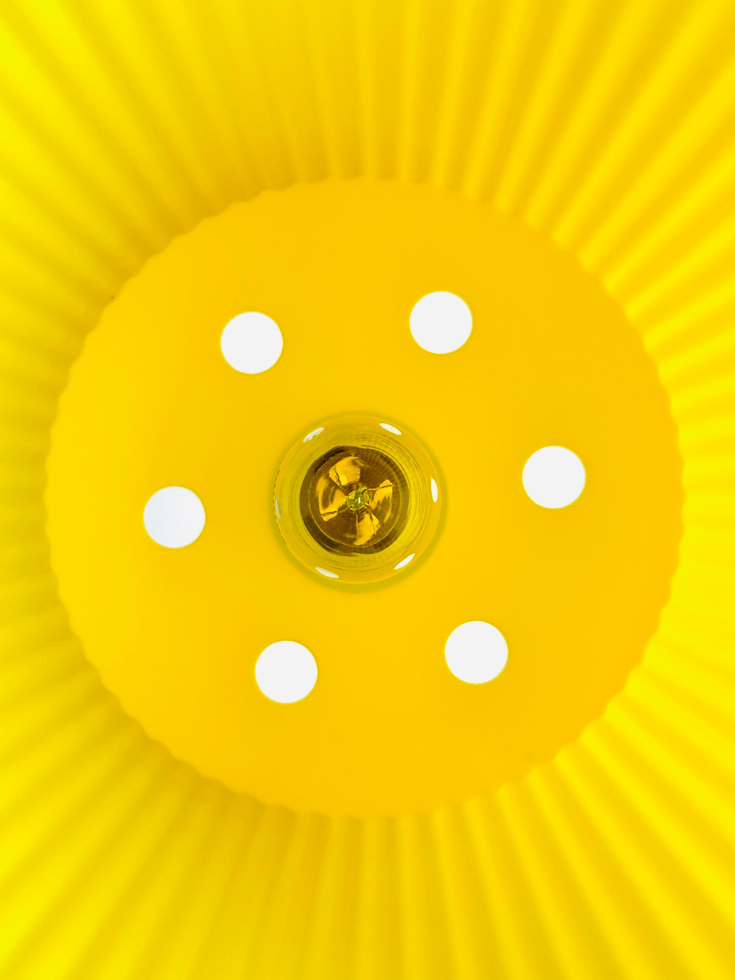 Corrugated cylindrical lamp shade