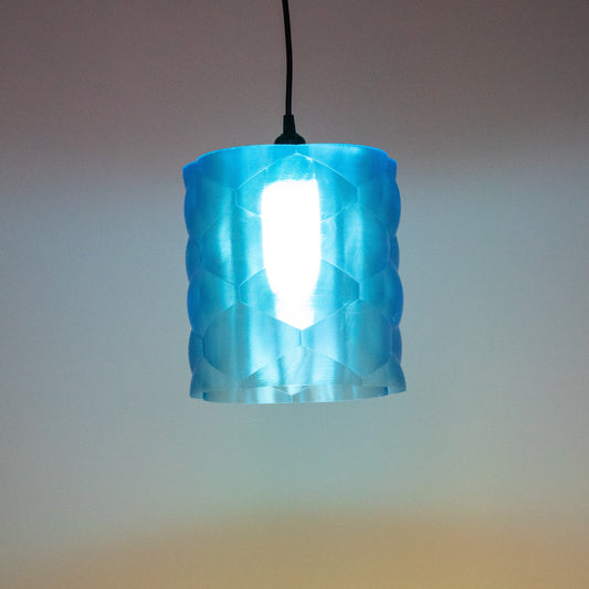 Cloud-like lamp shade
