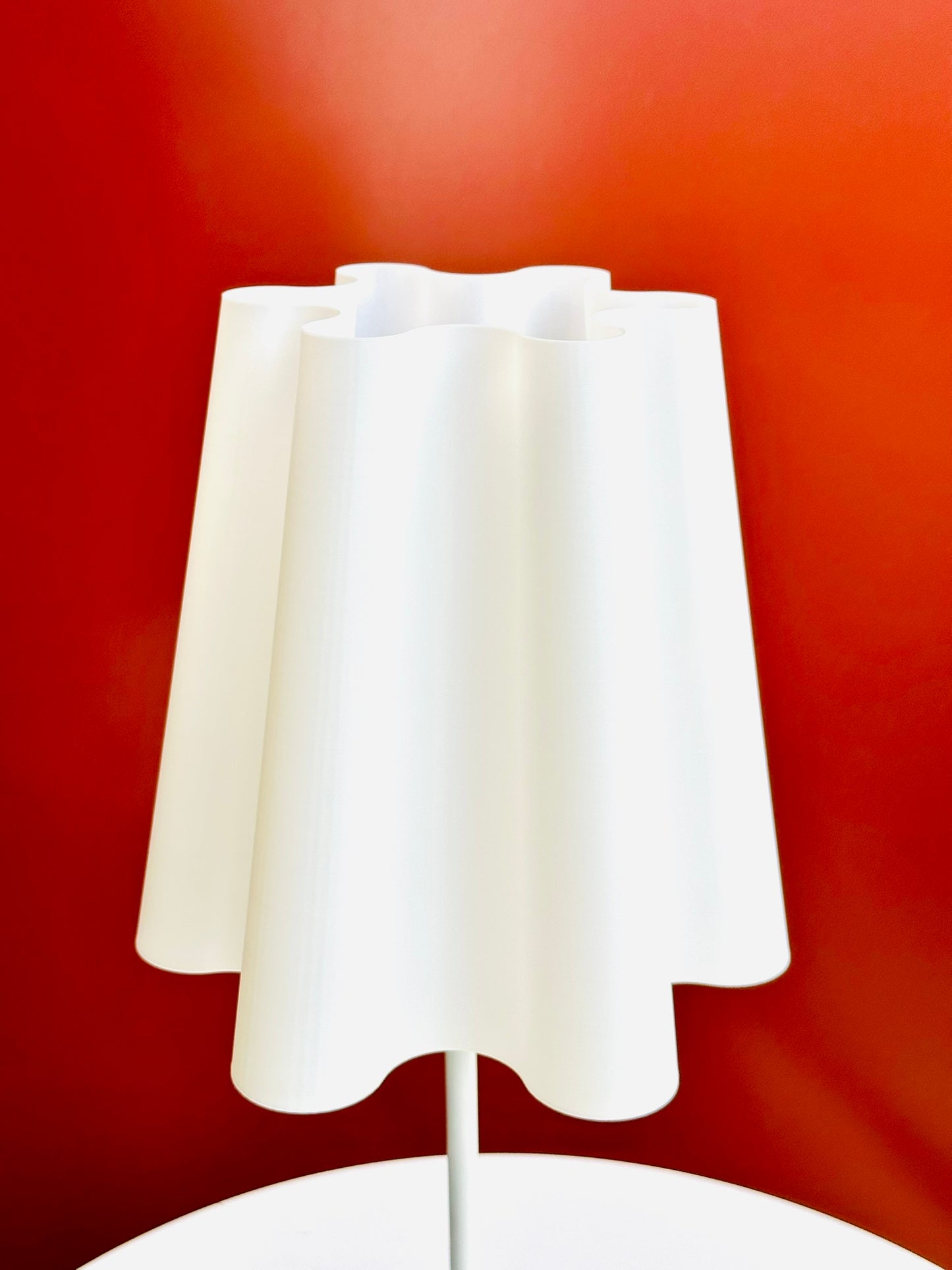 Wavy conical lamp shade