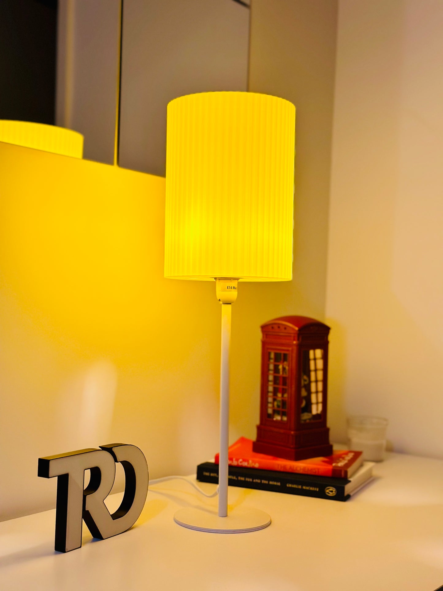 Corrugated cylindrical lamp shade